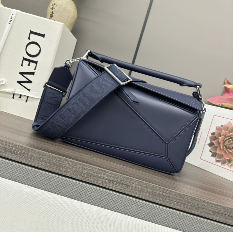l*ew* handle bags